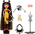 Кукла Bratz x Mowalola Special Edition Designer Jade Fashion Doll with 2 Outfits 8660 - фото 14363 Кукла Bratz x Mowalola Special Edition Designer Jade Fashion Doll with 2 Outfits 8660 - фото 14363